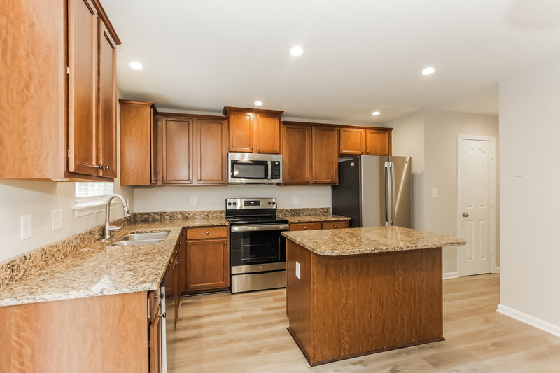 2,600/Mo, 1028 Marcus St Indian Land, SC 29707 Kitchen View 2