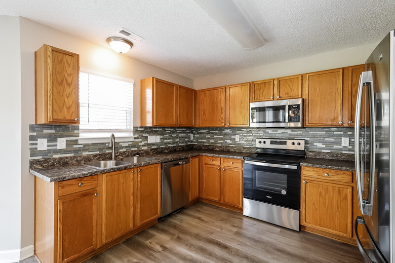 2,255/Mo, 2790 Ramble Wood Ct Rock Hill, SC 29730 Kitchen View 3