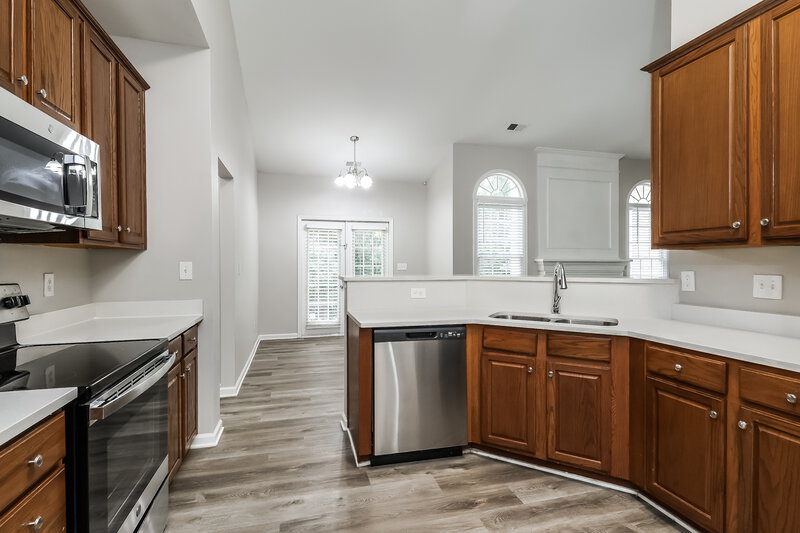 2,505/Mo, 3632 Arklow Rd Charlotte, NC 28269 Misc View 8