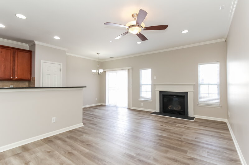 2,120/Mo, 8719 Lenox Pointe Dr Charlotte, NC 28273 Misc View 2