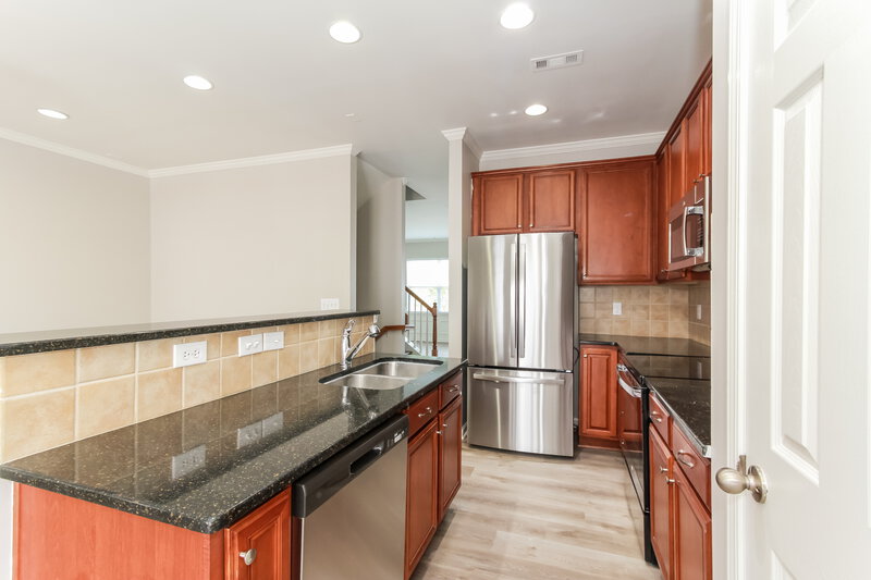 2,120/Mo, 8719 Lenox Pointe Dr Charlotte, NC 28273 Misc View 4