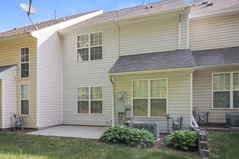 2,670/Mo, 8042 Christmas Ct Charlotte, NC 28216 Rear View