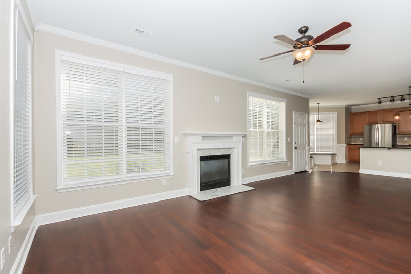 3,680/Mo, 17027 Stinson Ave Huntersville, NC 28078 Living Room View 2