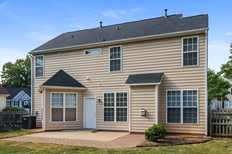 3,680/Mo, 17027 Stinson Ave Huntersville, NC 28078 Rear View 2