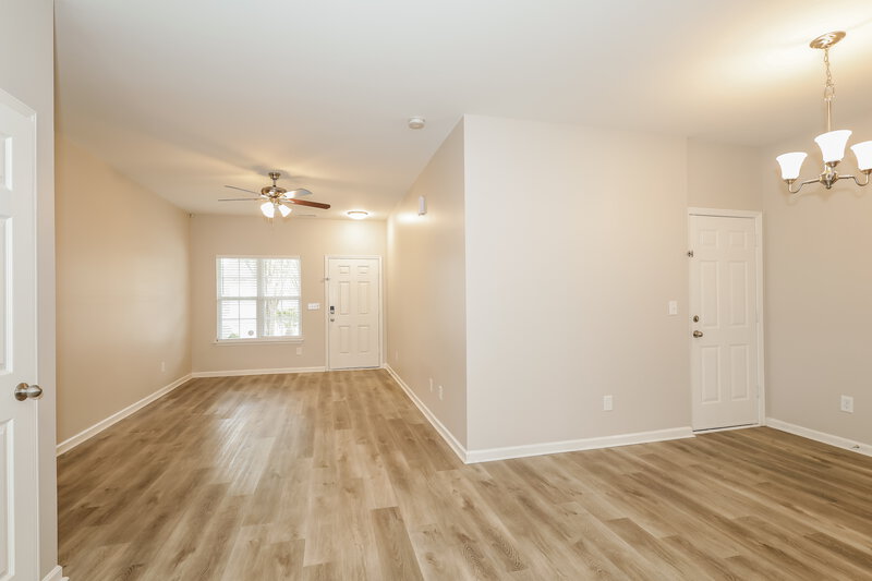 1,965/Mo, 14072 Singleleaf Ln Charlotte, NC 28278 Living Room View
