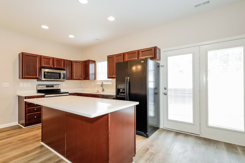 1,965/Mo, 14072 Singleleaf Ln Charlotte, NC 28278 Kitchen View