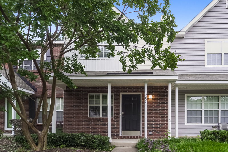 1,890/Mo, 3204 Summercroft Ln Charlotte, NC 28269 Front View