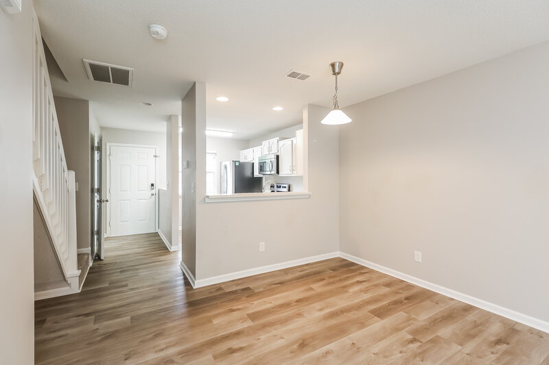 1,685/Mo, 3204 Summercroft Ln Charlotte, NC 28269 Dining Room View