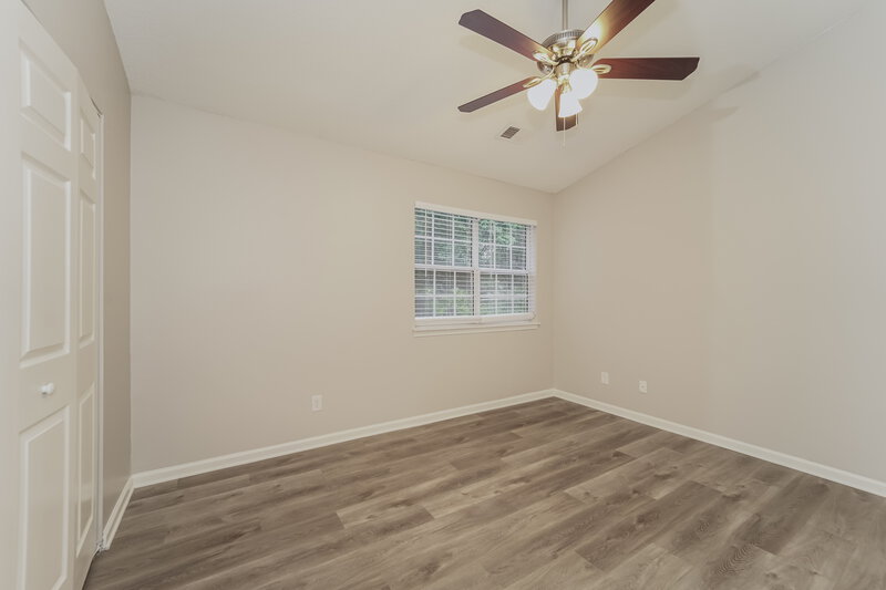 1,890/Mo, 3204 Summercroft Ln Charlotte, NC 28269 Main Bedroom View 2