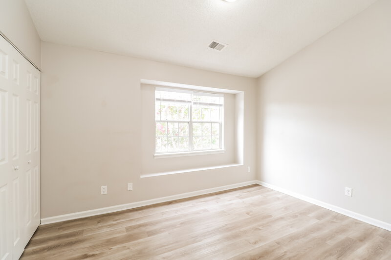 1,685/Mo, 3204 Summercroft Ln Charlotte, NC 28269 Main Bedroom View