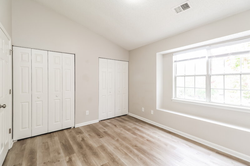 1,685/Mo, 3204 Summercroft Ln Charlotte, NC 28269 Main Bedroom View 2
