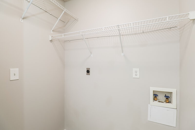 1,685/Mo, 3204 Summercroft Ln Charlotte, NC 28269 Walk In Closet View