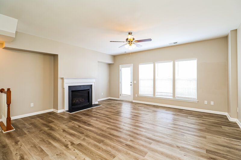 2,245/Mo, 10480 Alexander Martin Ave Charlotte, NC 28277 Living Room View
