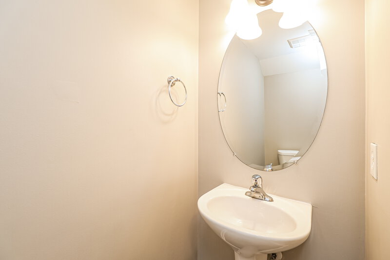 2,245/Mo, 10480 Alexander Martin Ave Charlotte, NC 28277 Bathroom View