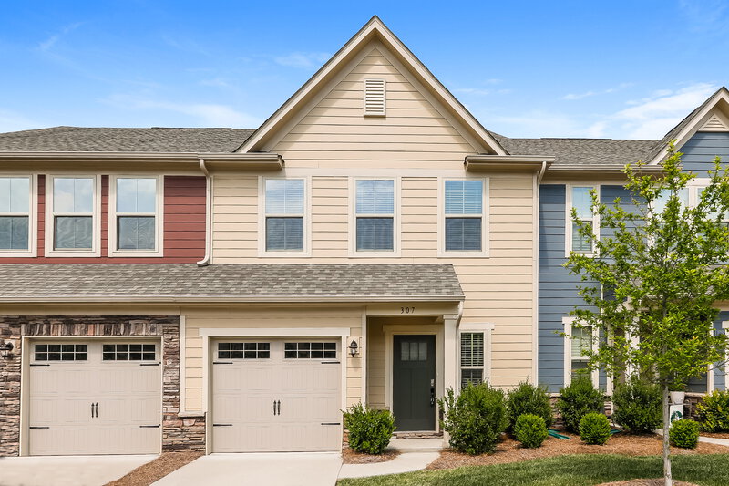2,375/Mo, 307 Pond Place Ln Matthews, NC 28104 External View