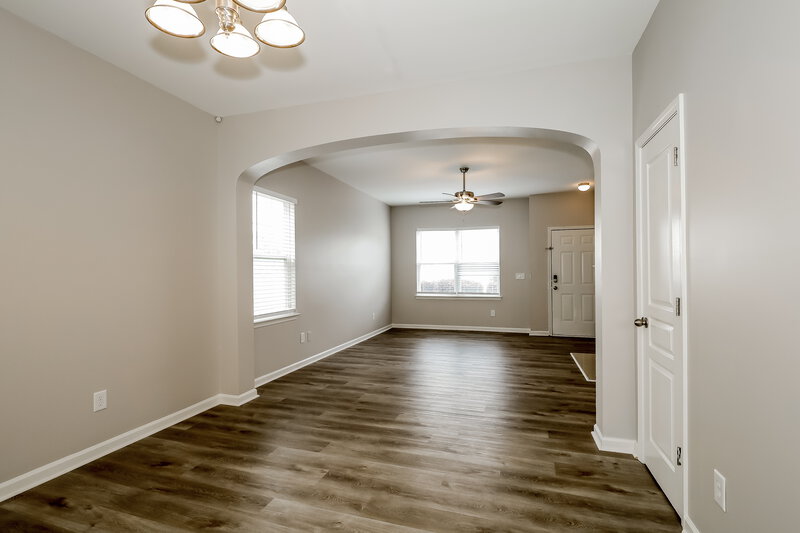 1,715/Mo, 13635 Calloway Glen Dr Charlotte, NC 28273 Dining Room View