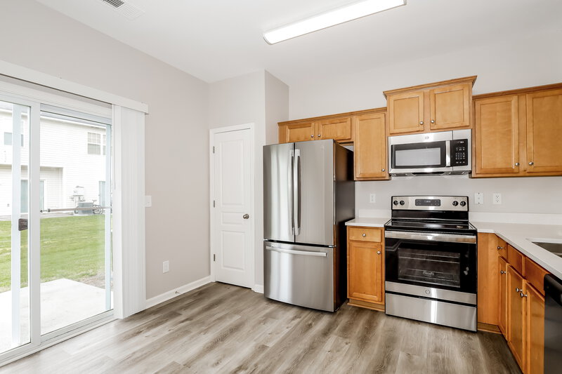 1,715/Mo, 13635 Calloway Glen Dr Charlotte, NC 28273 Kitchen View