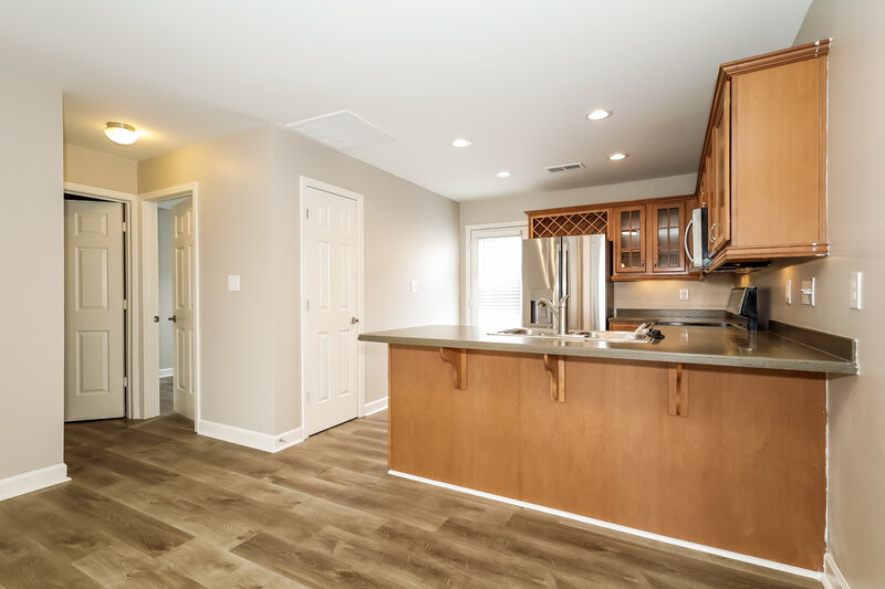 1,715/Mo, 7318 Hollow Brook Ct Fort Mill, SC 29707 Kitchen View 3