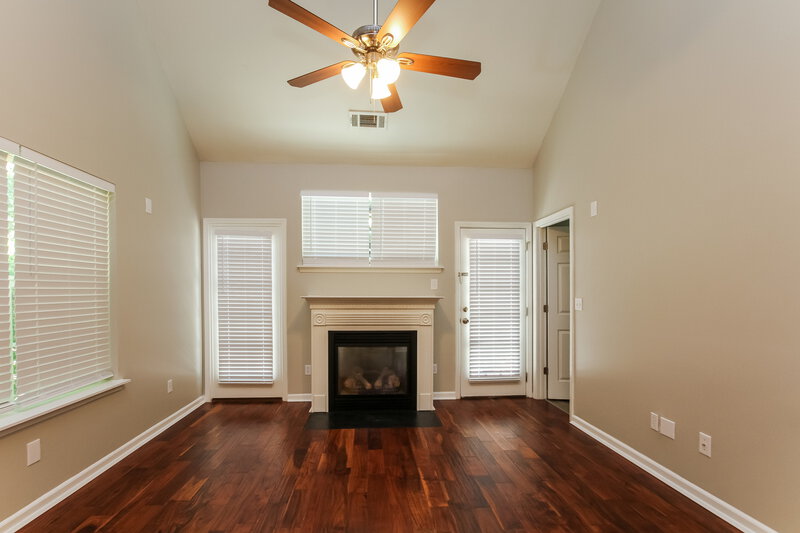 1,945/Mo, 364 Tidmarsh Ct NW Concord, NC 28027 Living Room View 2