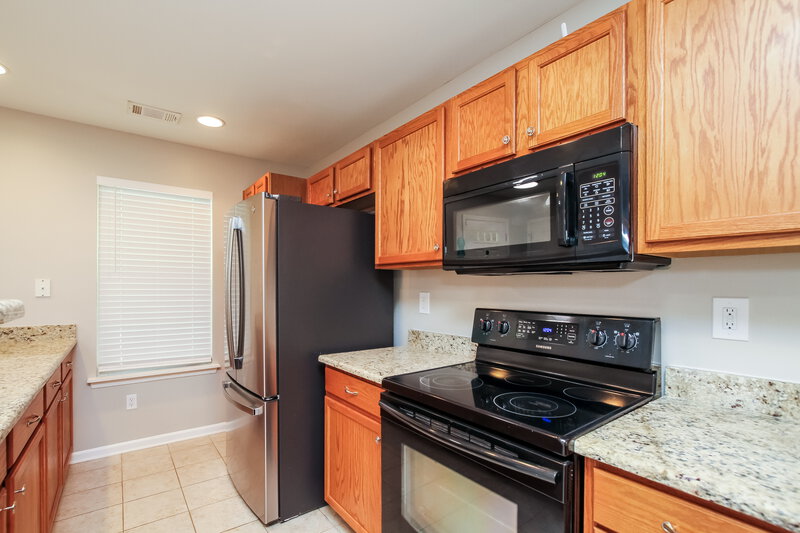 1,945/Mo, 364 Tidmarsh Ct NW Concord, NC 28027 Kitchen View 2