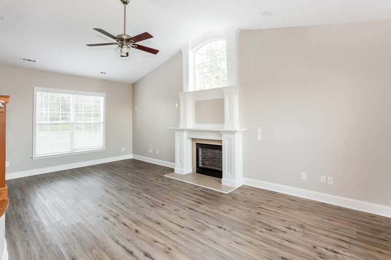 2,005/Mo, 6905 Brandon Chase Ln Concord, NC 28025 Living Room View 2
