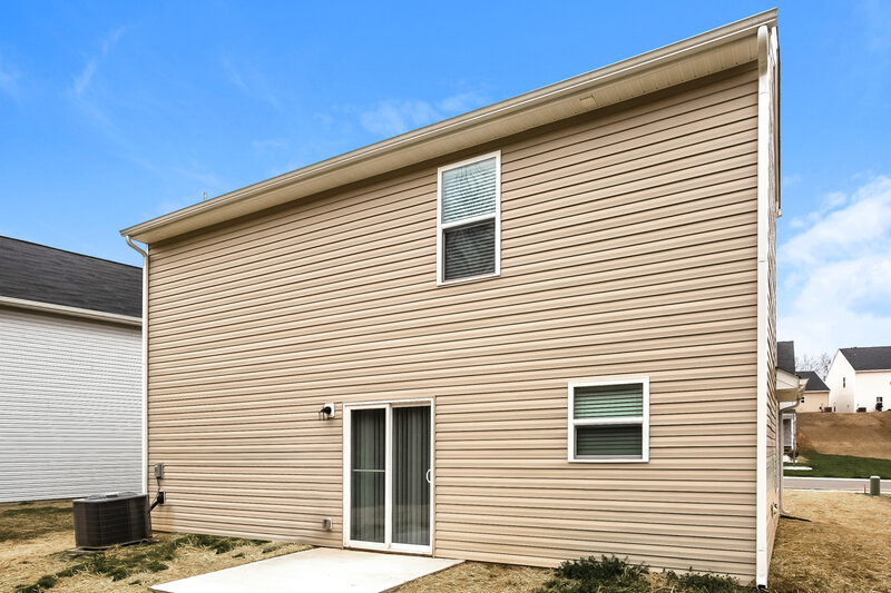 1,740/Mo, 857 Joselynn Dr Gastonia, NC 28054 Rear View