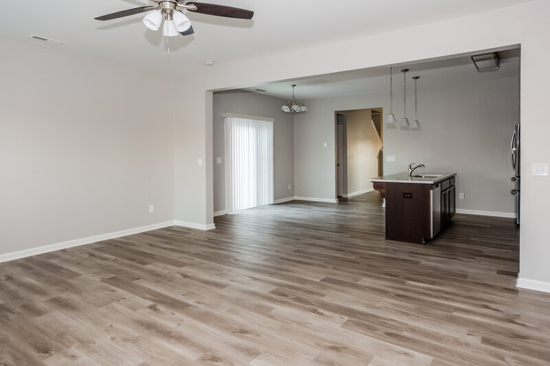 1,895/Mo, 12946 Hill Pine Rd Midland, NC 28107 Living Room View