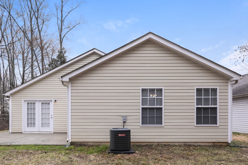 2,740/Mo, 12104 Stewarts Crossing Dr Charlotte, NC 28215 Rear View 2