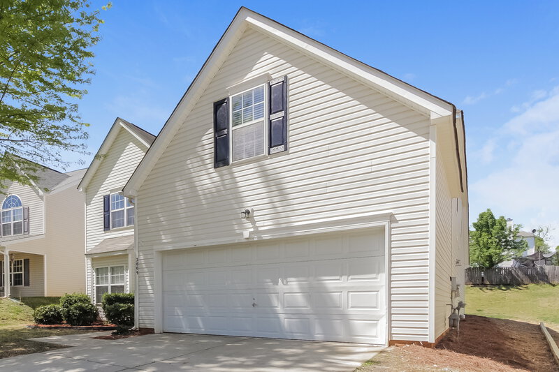 2,330/Mo, 2009 Darbywine Dr Charlotte, NC 28216 Misc View 2