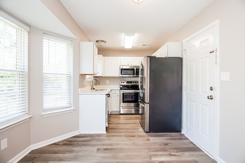 1,685/Mo, 7212 Kavan Hunter Dr Charlotte, NC 28214 Kitchen View