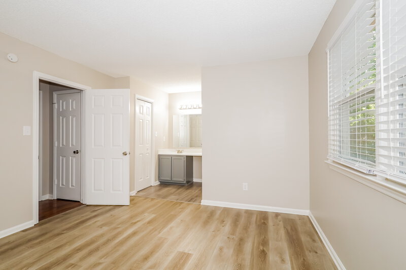 1,840/Mo, 6226 Rockshire Dr Charlotte, NC 28227 Main Bedroom View