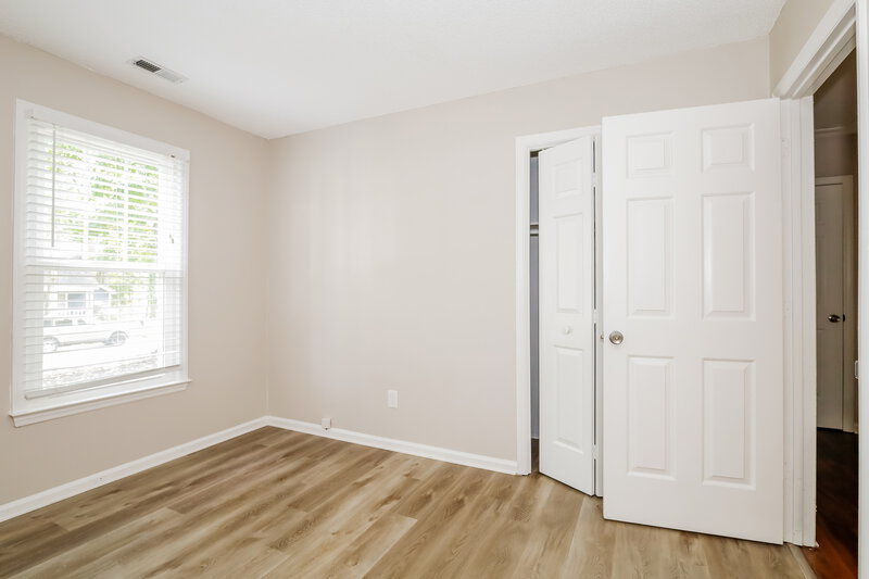 1,840/Mo, 6226 Rockshire Dr Charlotte, NC 28227 Bedroom View