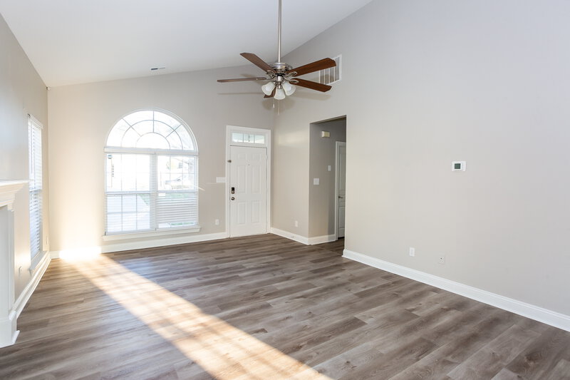1,680/Mo, 3220 Elliot Jacob Ave Kannapolis, NC 28083 Living Room View 2