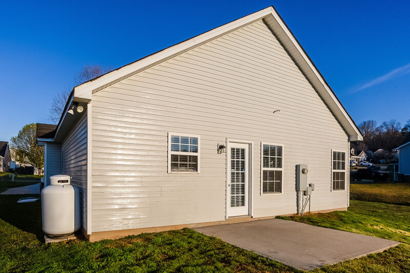1,680/Mo, 3220 Elliot Jacob Ave Kannapolis, NC 28083 Rear View