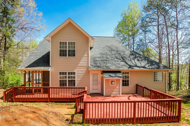2,435/Mo, 5118 Chestnut Knoll Ln Charlotte, NC 28269 Rear View 2