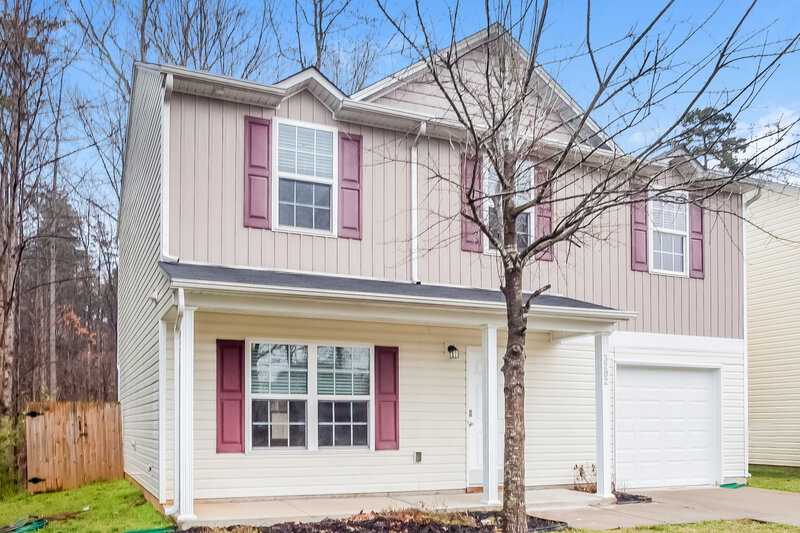 2,145/Mo, 3202 Kayla Ln Charlotte, NC 28215 Front View 2