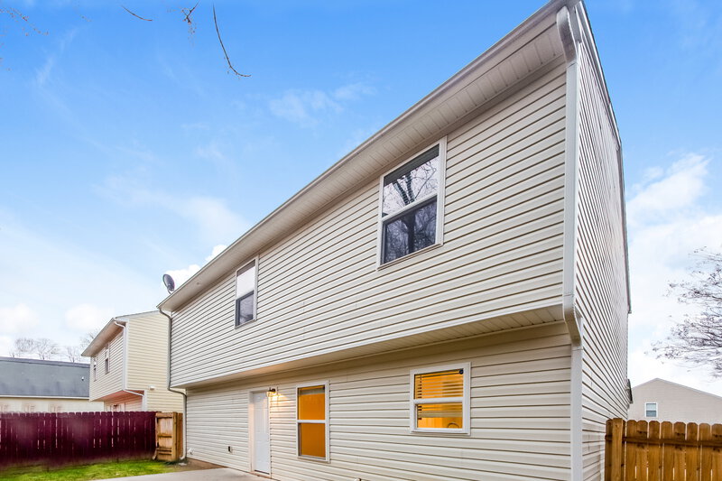 2,145/Mo, 3202 Kayla Ln Charlotte, NC 28215 Rear View