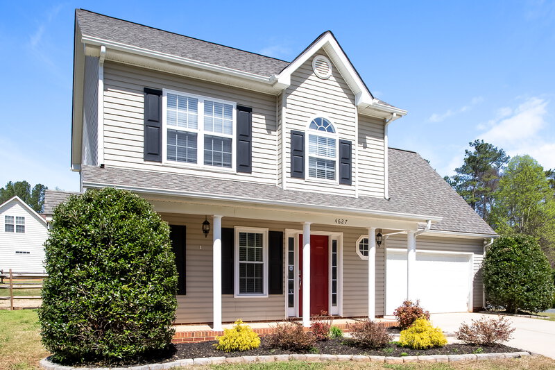 2,105/Mo, 4627 Waterbell Ln Waxhaw, NC 28173 Front View 2