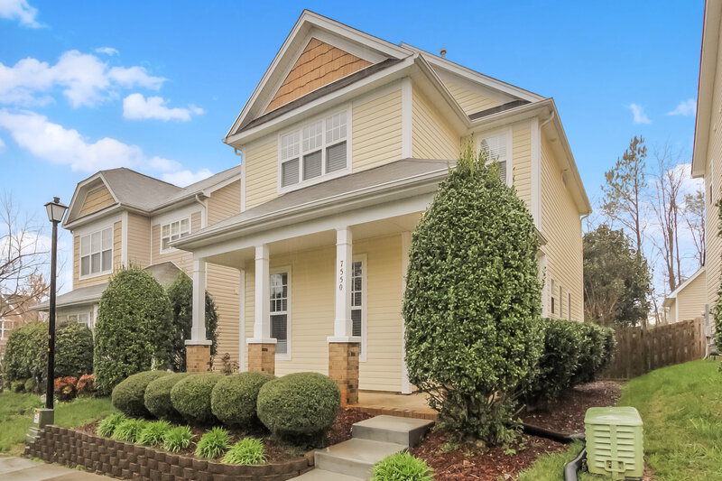 2,130/Mo, 7550 Coastal Way Huntersville, NC 28078 Front View 2