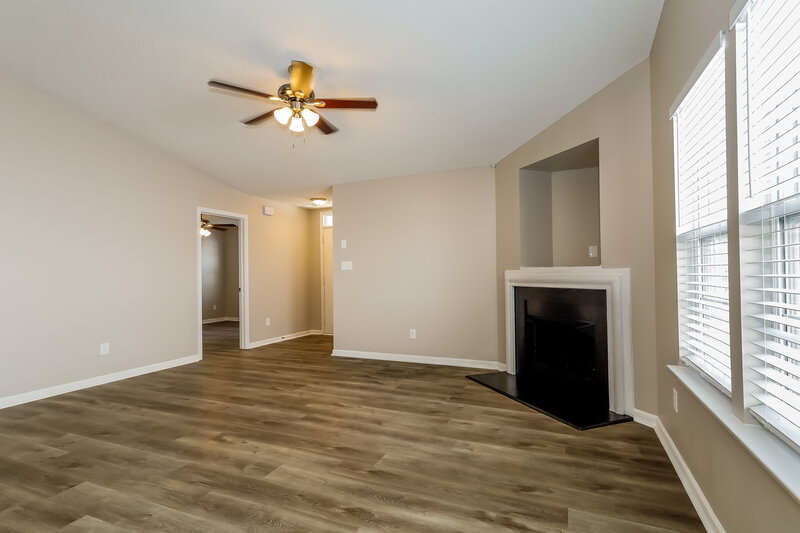 1,720/Mo, 3031 Salmon River Dr Monroe, NC 28110 Living Room View