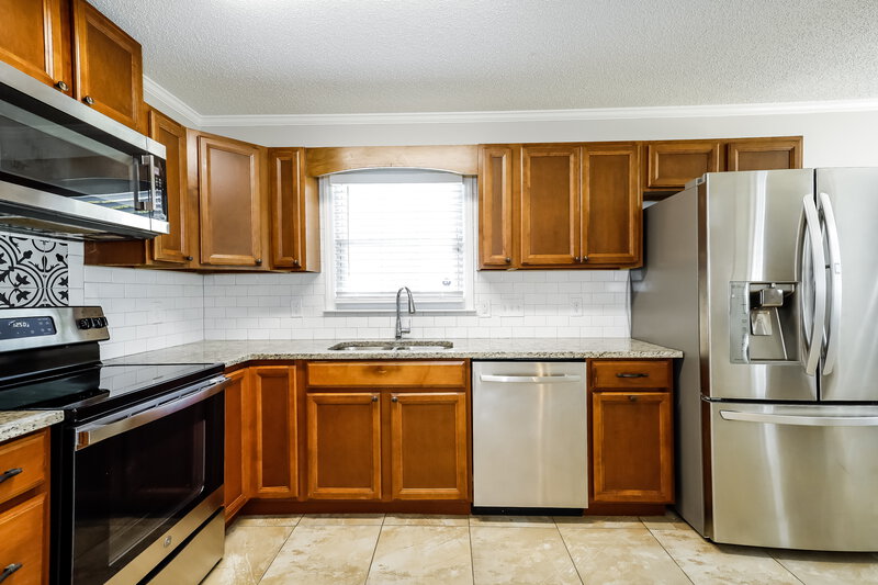 2,340/Mo, 14913 Forest Mist Way Charlotte, NC 28273 Kitchen View 2