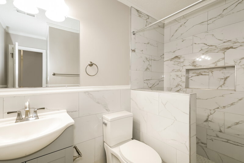 2,340/Mo, 14913 Forest Mist Way Charlotte, NC 28273 Bathroom View