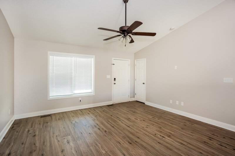 1,785/Mo, 1019 Castle Rock Ct # A1 Concord, NC 28025 Living Room View 3
