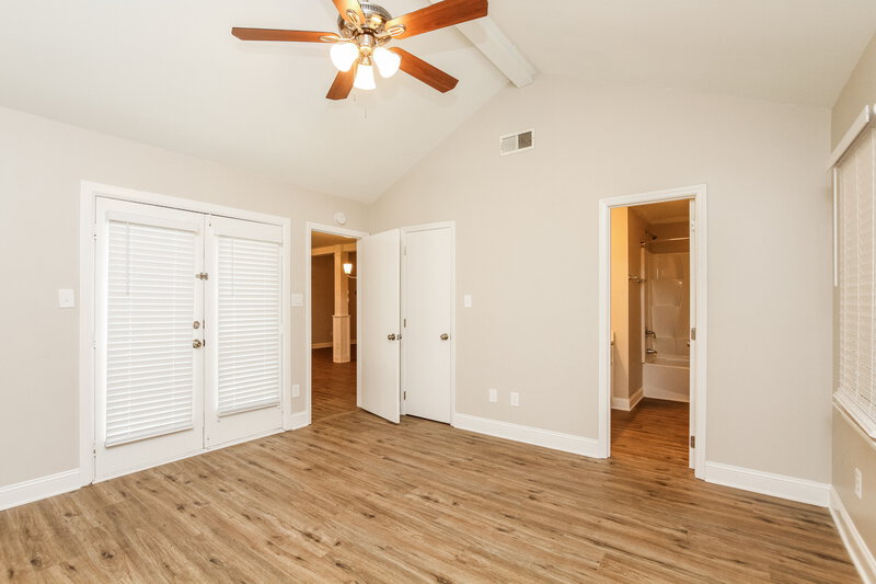 2,065/Mo, 105 Interlaken Pl Huntersville, NC 28078 Main Bedroom View 2