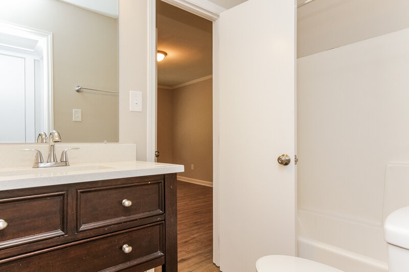 2,065/Mo, 105 Interlaken Pl Huntersville, NC 28078 Bathroom View