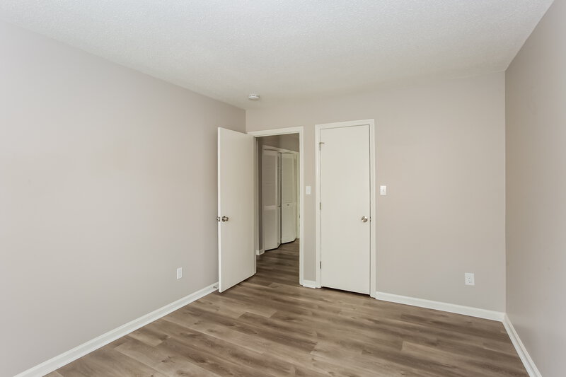 2,020/Mo, 10224 Brawley Ln Charlotte, NC 28215 Bedroom View 3