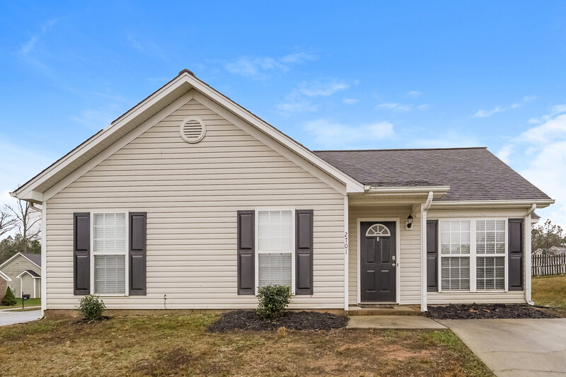 1,600/Mo, 2701 Brook Ridge Dr Bessemer City, NC 28016 External View