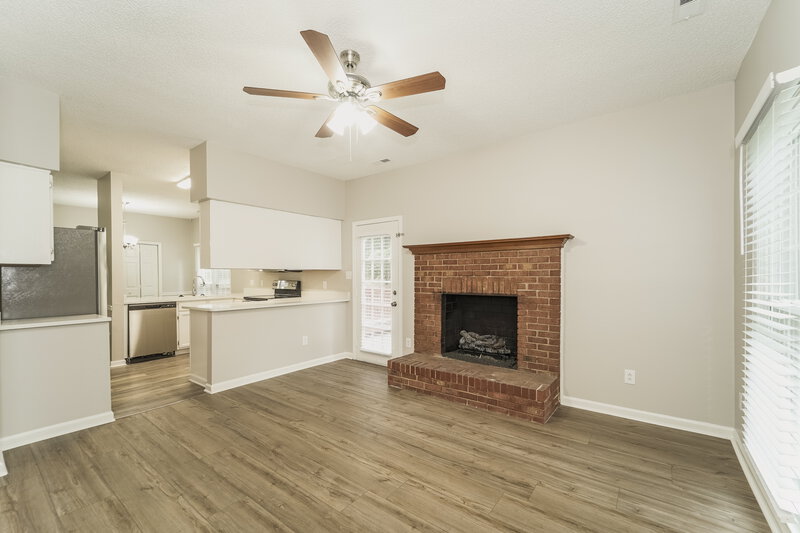 2,050/Mo, 1627 Bear Mountain Rd Charlotte, NC 28214 Living Room View