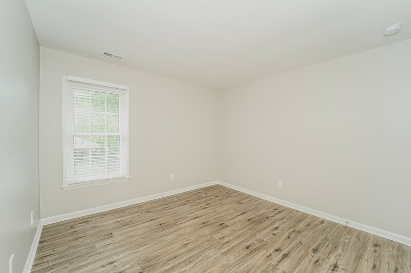 2,050/Mo, 1627 Bear Mountain Rd Charlotte, NC 28214 Bedroom View 2