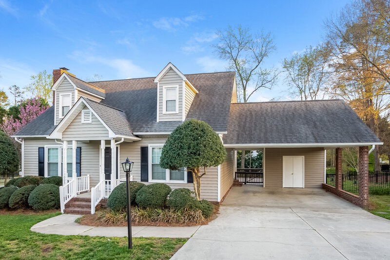 2,285/Mo, 1003 Wentworth Dr Kannapolis, NC 28081 Front View 2